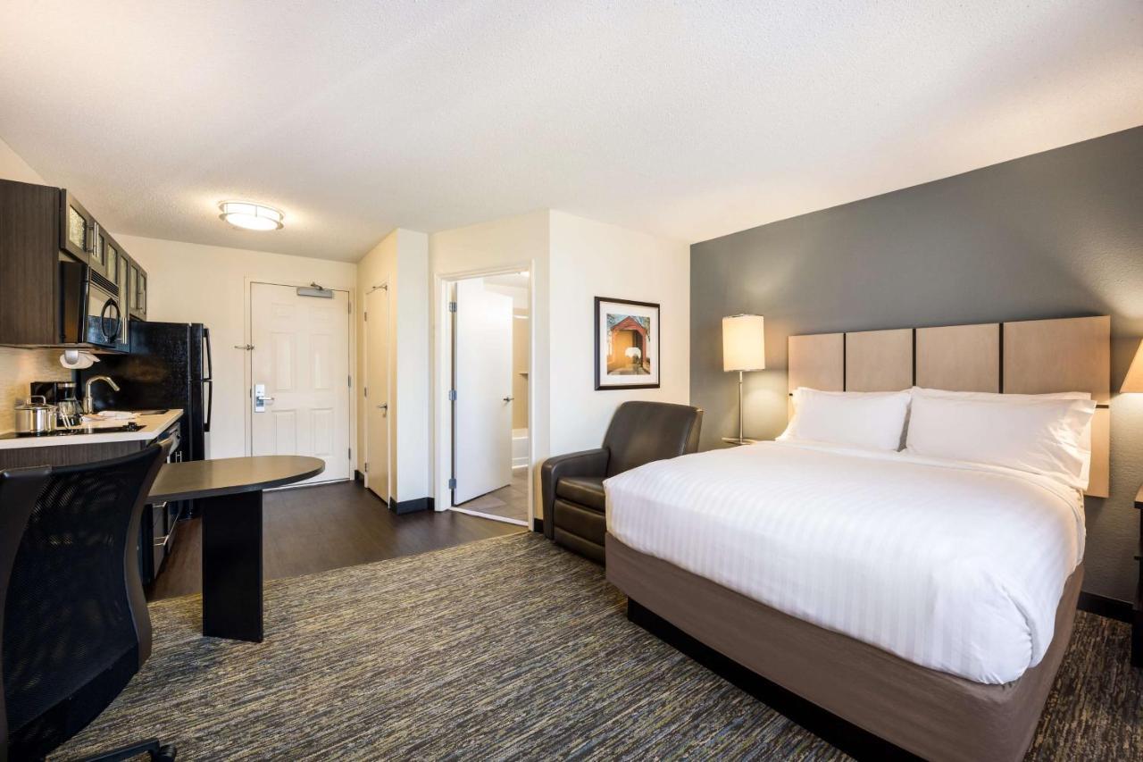 Sonesta Simply Suites Orange County Airport Santa Ana Exterior photo